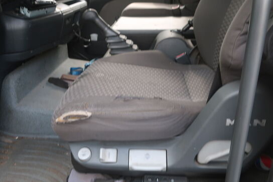 Lastbil MAN TGL 8.180