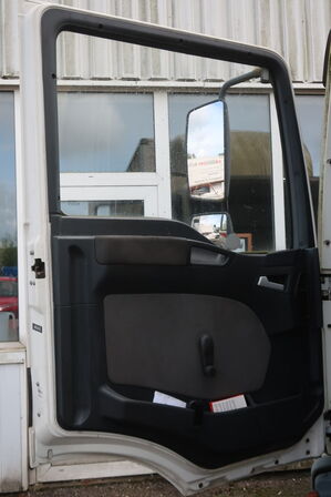 Lastbil MAN TGL 8.180