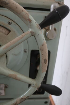 Styrepult TOKYO KEIKI fra båd