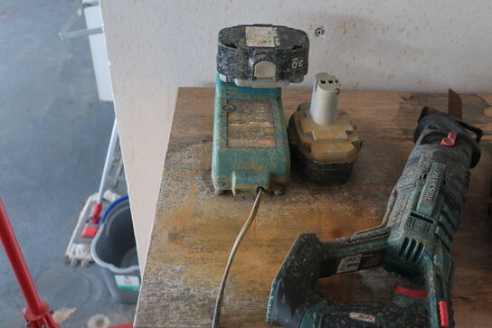 Elværktøj, reol, stumtjener m.v.