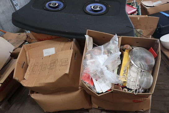 Paller m. div. indhold (se billeder)