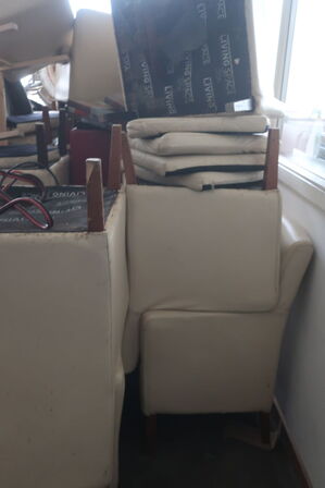 Møbler til café etc. samt div.