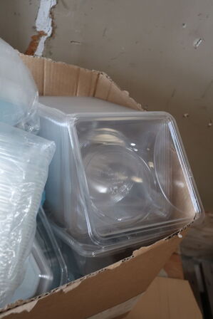 Engangsemballage i plast (øl- & kaffekrus m.v.)