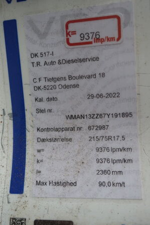 Lastbil MAN TGL 8.180