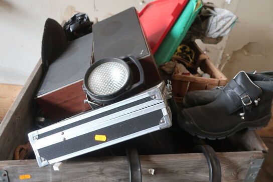 Paller m. div. indhold, dæk, vægtkontrol m.v. (se billeder)