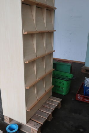 Div. møbler m.v. (se billeder)