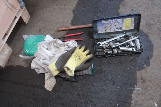 Paller m. div. indhold (se billeder)