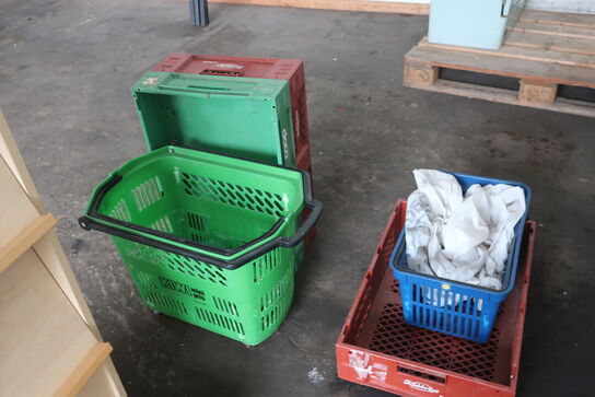 Div. møbler m.v. (se billeder)