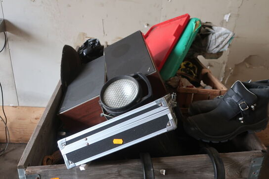 Paller m. div. indhold, dæk, vægtkontrol m.v. (se billeder)