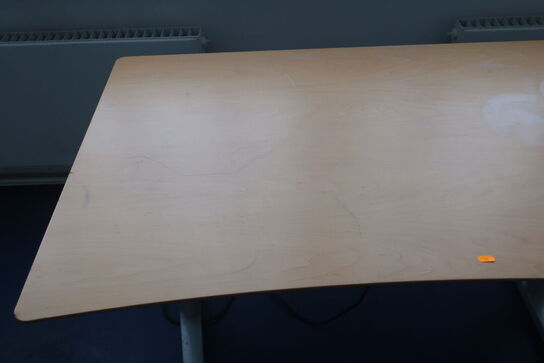 4 stole, el/hævesænkebord m.v.