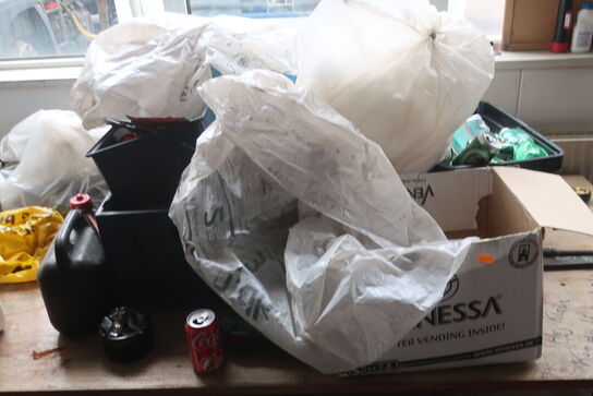 Møbler, værktøj m.v. (se billeder)