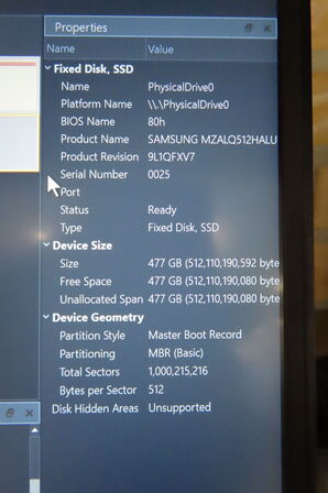 Bærbar computer LENOVO E495