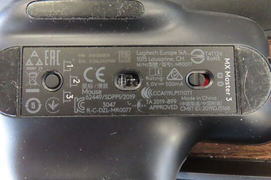 4 stk. Trådløse tastature og mus LOGITECH