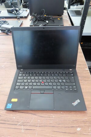 Bærbar computer LENOVO T14