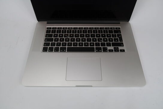 3 x MacBook - delvis / hel defekt - se bekrivelse af hver