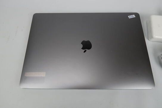 Apple MacBook Pro 15,4" i7 CPU