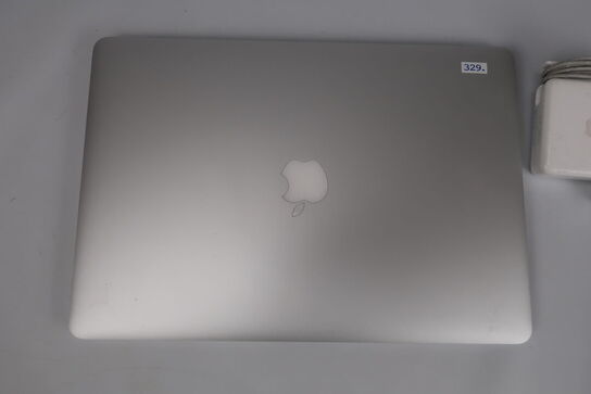 Apple MacBook Pro 15,4" i7