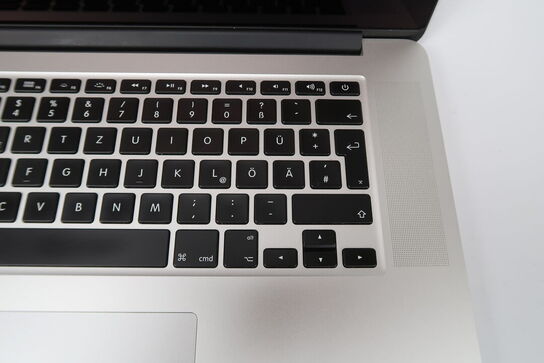 3 x MacBook - delvis / hel defekt - se bekrivelse af hver