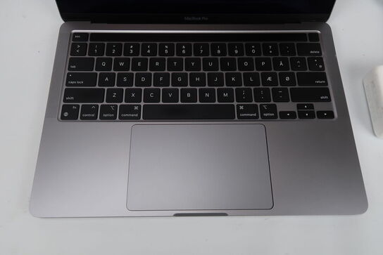 Apple Macbook Pro 2020 13" M1 CPU