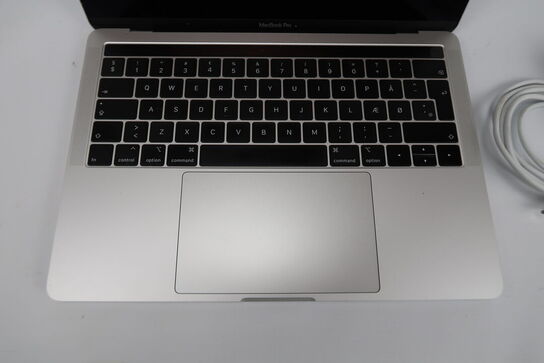 Apple MacBook Pro 13" IPS i5-8257