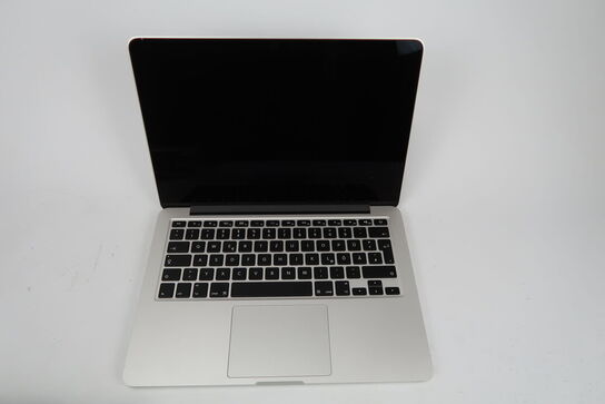 4 x MacBook - delvis / hel defekt - se bekrivelse af hver