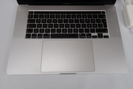 Apple MacBook Pro 16" IPS i7-9750