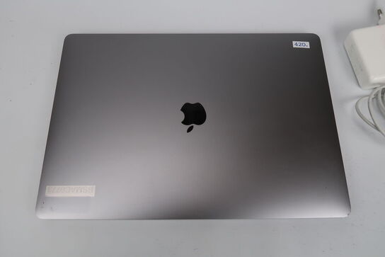 Apple MacBook Pro 15,4" i7 CPU