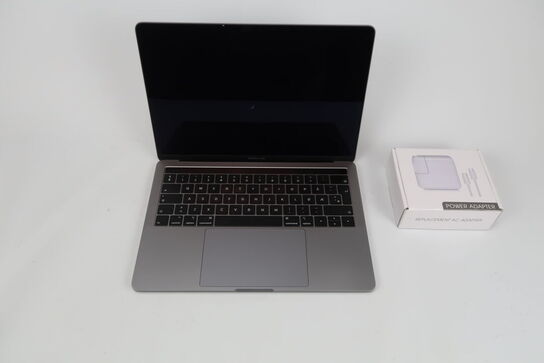 Apple MacBook Pro 13" IPS i7-8559