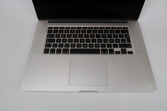 3 x MacBook - delvis / hel defekt - se bekrivelse af hver