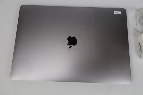 Apple MacBook Pro 15,4" IPS i7-8750H