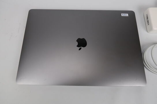 Apple MacBook Pro 15,4" IPS i9-9880HQ