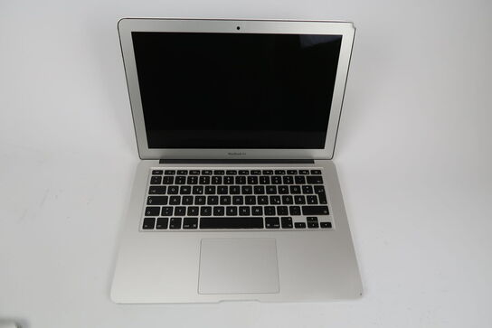 4 x MacBook - delvis / hel defekt - se bekrivelse af hver