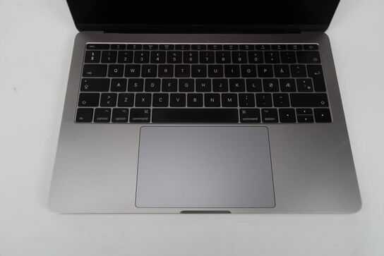 Apple MacBook Pro 13" IPS I7-7660U