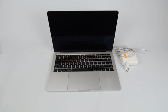 Apple MacBook Pro 13" IPS I5-7360U