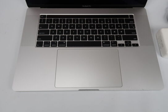 Apple MacBook Pro 16" IPS i7-9750