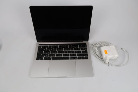 Apple MacBook Pro 13" IPS I5-7267U