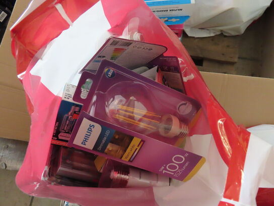 Kasse med diverse LED pærer PHILIPS 