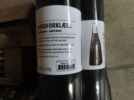 3 stk. forklæder mv. 
