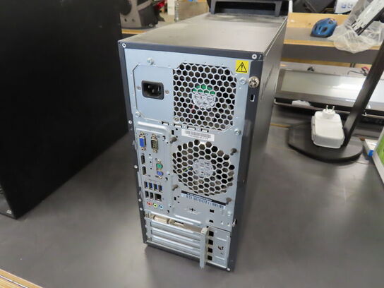 LENOVO - ThinkCentre M93p SFF