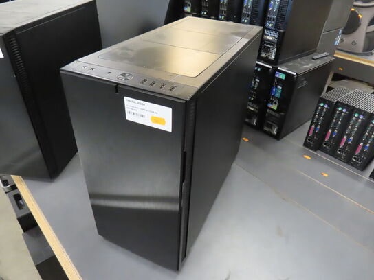 Selvbyg PC - Fractial Design