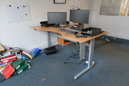 El. hæve/sænke skrivebord med indhold samt reol og kontorstole