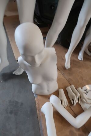 Mannequin dukker, hvide