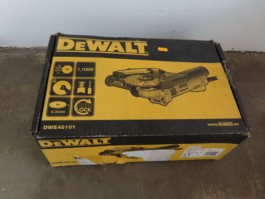Vinkelsliber DEWALT DWE46101