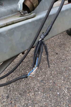 Trailer HULCO Medax-3 A 3500kg