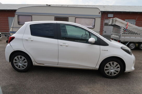 Varebil TOYOTA Yaris 1.5 Hybrid E-CVT