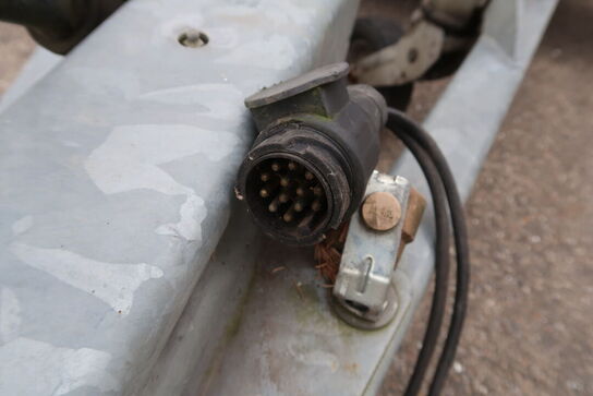 Trailer HULCO Medax-3 A 3500kg