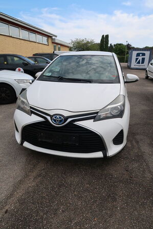 Varebil TOYOTA Yaris 1.5 Hybrid E-CVT