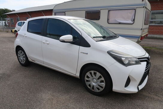 Varebil TOYOTA Yaris 1.5 Hybrid E-CVT