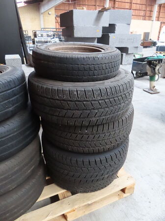 Diverse dæk med fælg