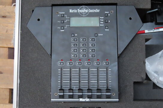 Flightcase med trackpod controller MARTIN mv.